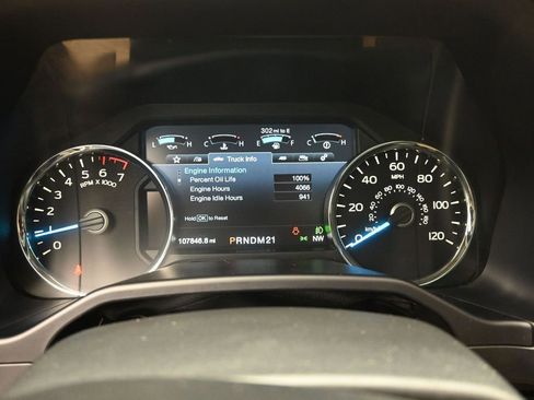 Used 2016 Ford F150 Lariat w/ Equipment Group 501A Mid RWD image 3