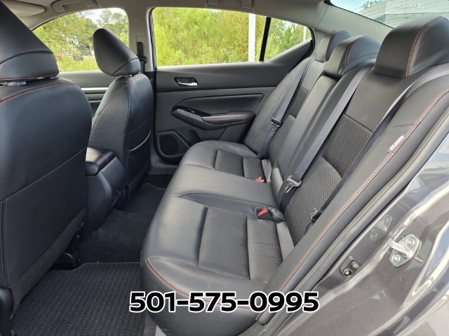 Used 2025 Nissan Altima 2.5 SR FWD image 12