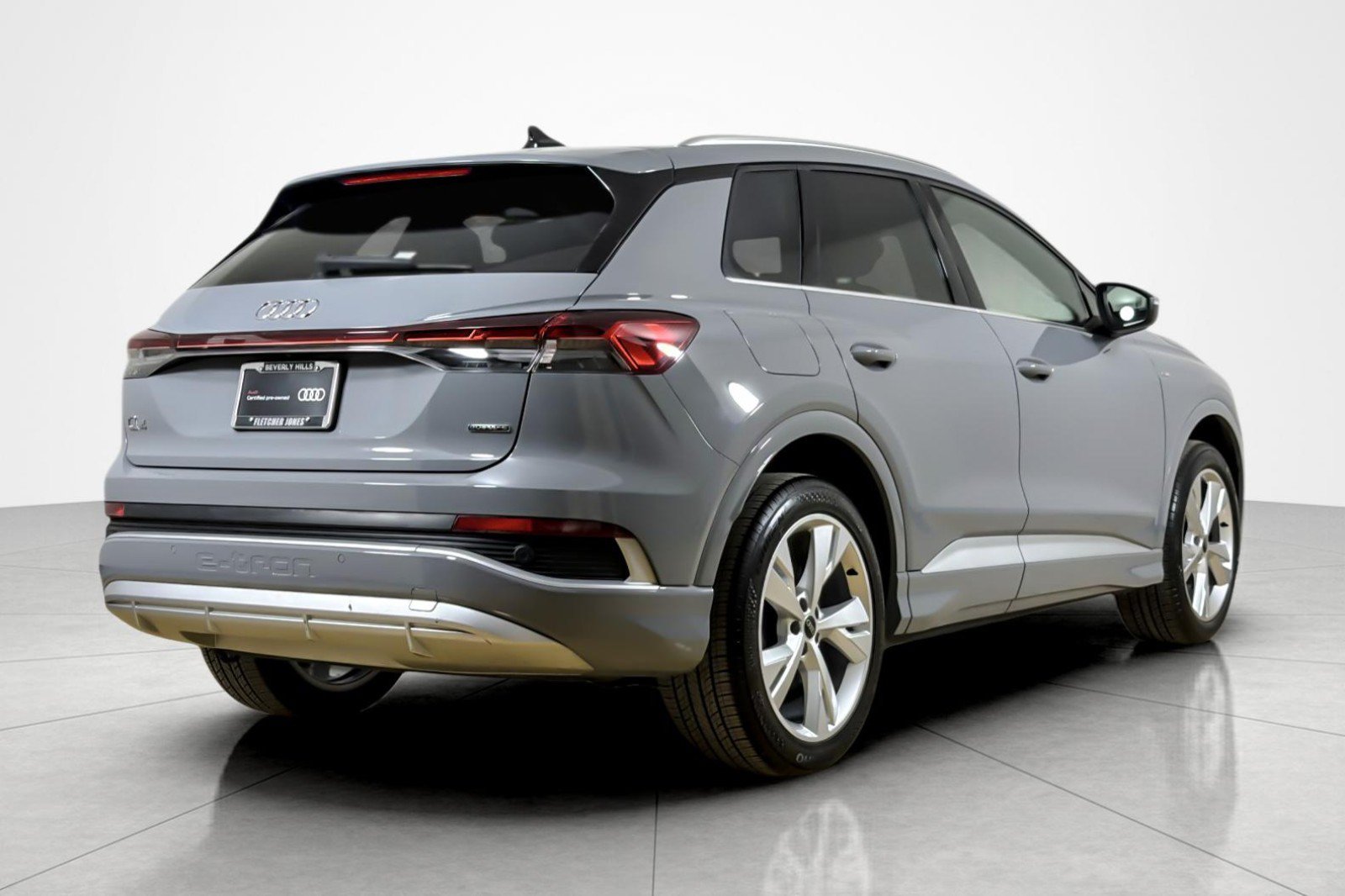 Certified 2023 Audi Q4 e-tron Premium AWD/4WD image 5