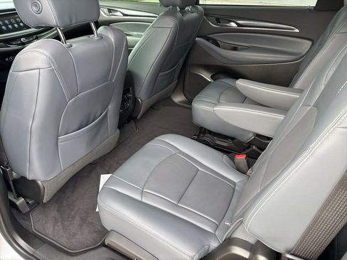 Used 2018 Buick Enclave Premium image 14