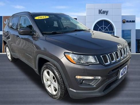 Used 2018 Jeep Compass Latitude w/ Popular Equipment Group image 8