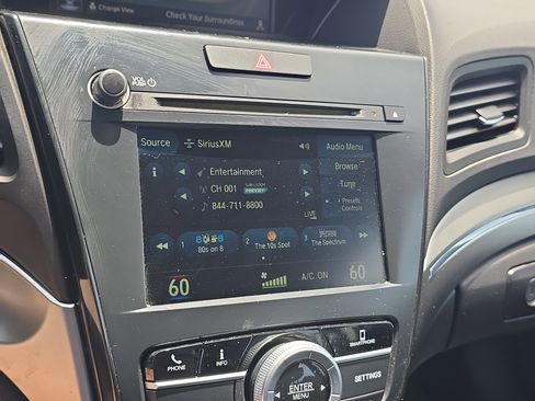 Used 2020 Acura ILX FWD image 25
