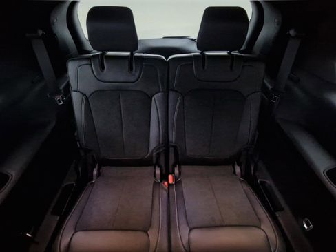 New 2025 Jeep Grand Cherokee L Altitude image 23