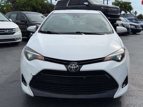 Used 2018 Toyota Corolla LE FWD image 9