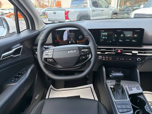New 2026 Kia Sportage EX image 26