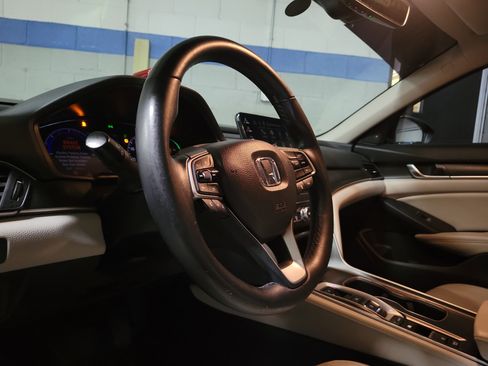 Used 2018 Honda Accord EX-L image 15