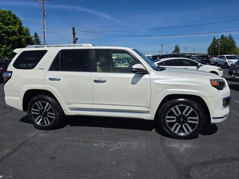 Used 2015 Toyota 4Runner Limited RWD image 6