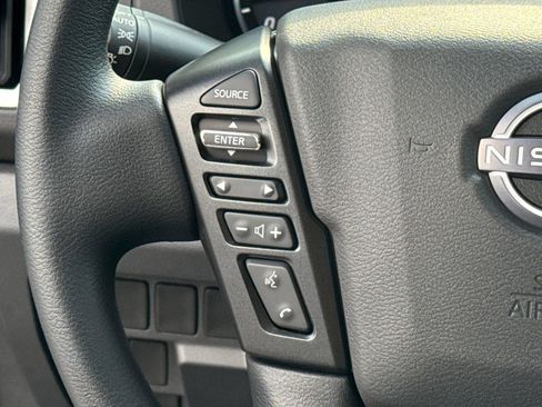 Used 2026 Nissan Frontier SV AWD/4WD image 18