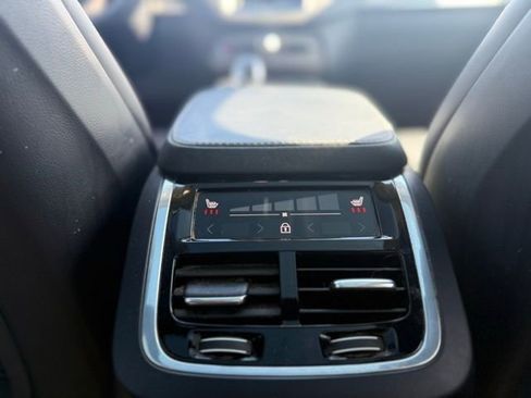 Used 2023 Volvo XC90 B6 Ultimate w/ Protection Package Premier AWD/4WD image 15