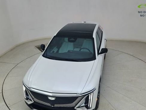 Used 2024 Cadillac Lyriq Luxury w/ LPO, Floor Liner Package AWD/4WD image 78