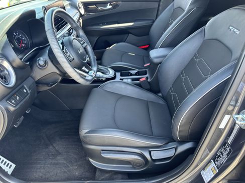 Certified 2023 Kia Forte GT-Line w/ GT-Line Premium Package FWD image 18