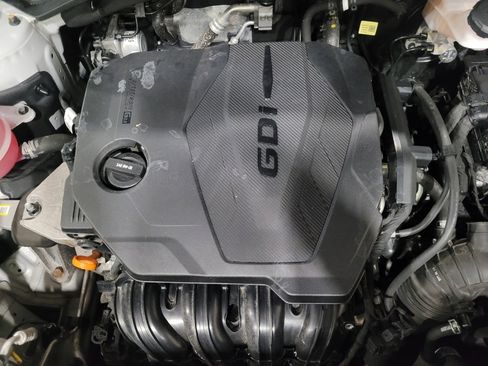 Used 2021 Kia Sorento LX image 30