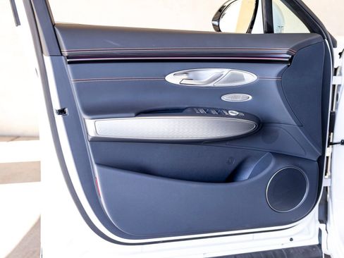 New 2026 Genesis GV70 2.5T Sport Prestige AWD/4WD image 14