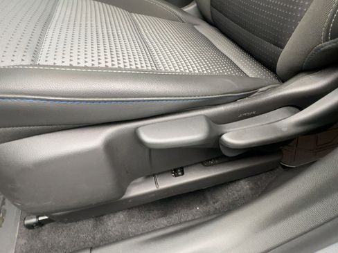 Certified 2024 Chevrolet Trax LT w/ Sunroof Package image 13