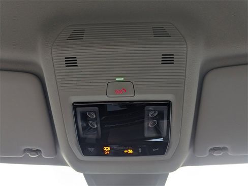 New 2026 Volkswagen Atlas SE image 25