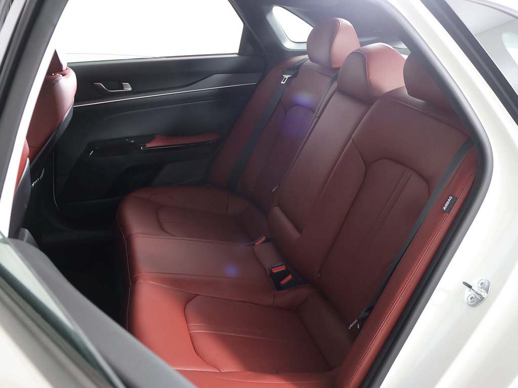 Used 2025 Kia K5 GT-Line w/ GT-Line Premium Package FWD image 31