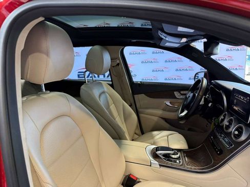 Used 2018 Mercedes-Benz GLC 300 4MATIC w/ Multimedia Package image 60