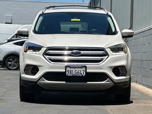 Used 2019 Ford Escape Titanium AWD/4WD image 9