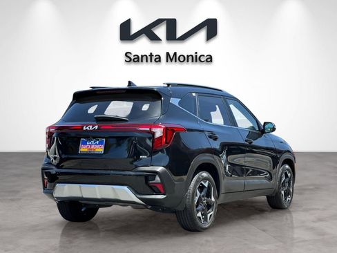 Certified 2024 Kia Seltos EX AWD/4WD image 7