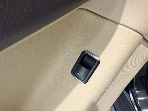 Used 2015 Mercedes-Benz GL 450 4MATIC w/ Appearance Package image 30