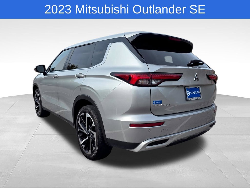Used 2023 Mitsubishi Outlander SE FWD image 6