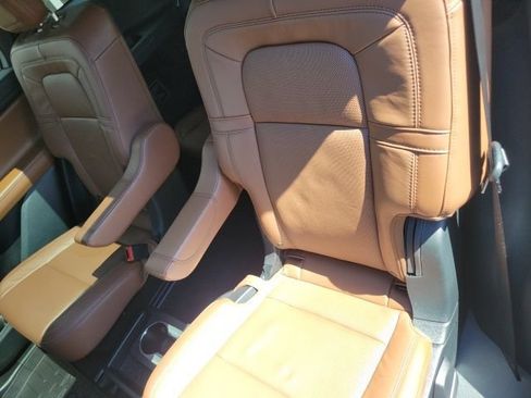 Certified 2023 Lincoln Aviator Reserve w/ Equipment Group 201A AWD/4WD image 45