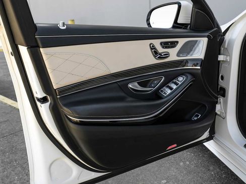 Used 2017 Mercedes-Benz S 550 Sedan image 42