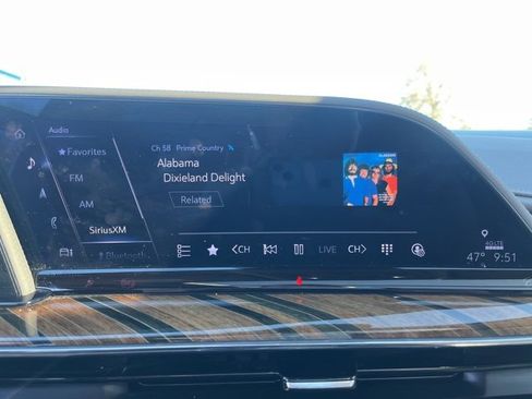 Used 2023 Cadillac Escalade Sport Platinum image 36