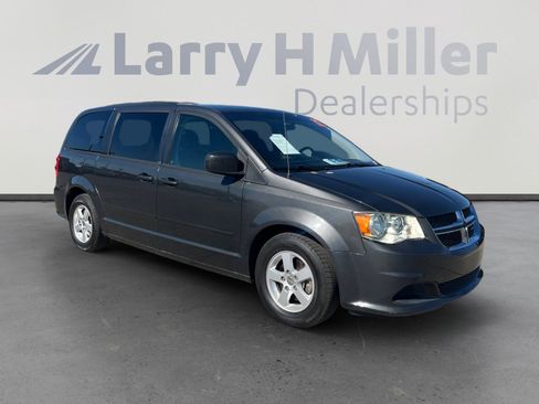 Used 2012 Dodge Grand Caravan SXT FWD image 7