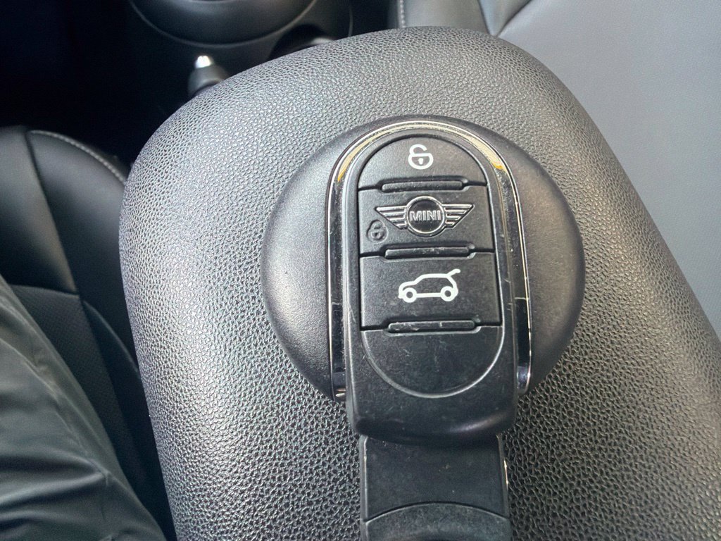 Used 2020 MINI Cooper Convertible w/ Storage Package FWD image 22