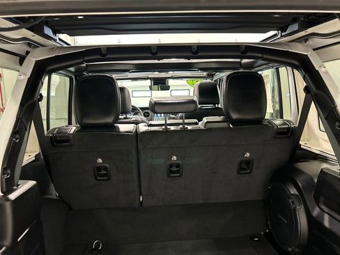 Used 2022 Jeep Wrangler Unlimited Sahara image 34
