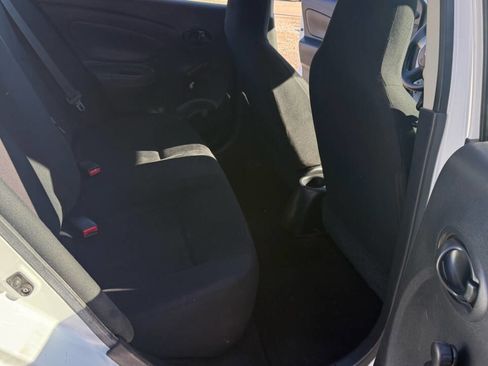 Used 2012 Nissan Versa S w/ Cruise Control Pkg image 4