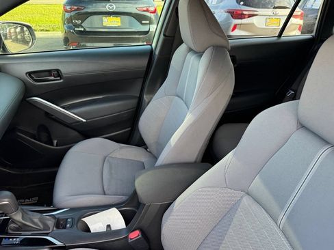 Used 2024 Toyota Corolla Cross AWD Hybrid image 10