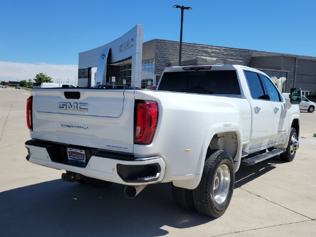 Used 2020 GMC Sierra 3500 Denali w/ Denali Ultimate Package AWD/4WD image 3