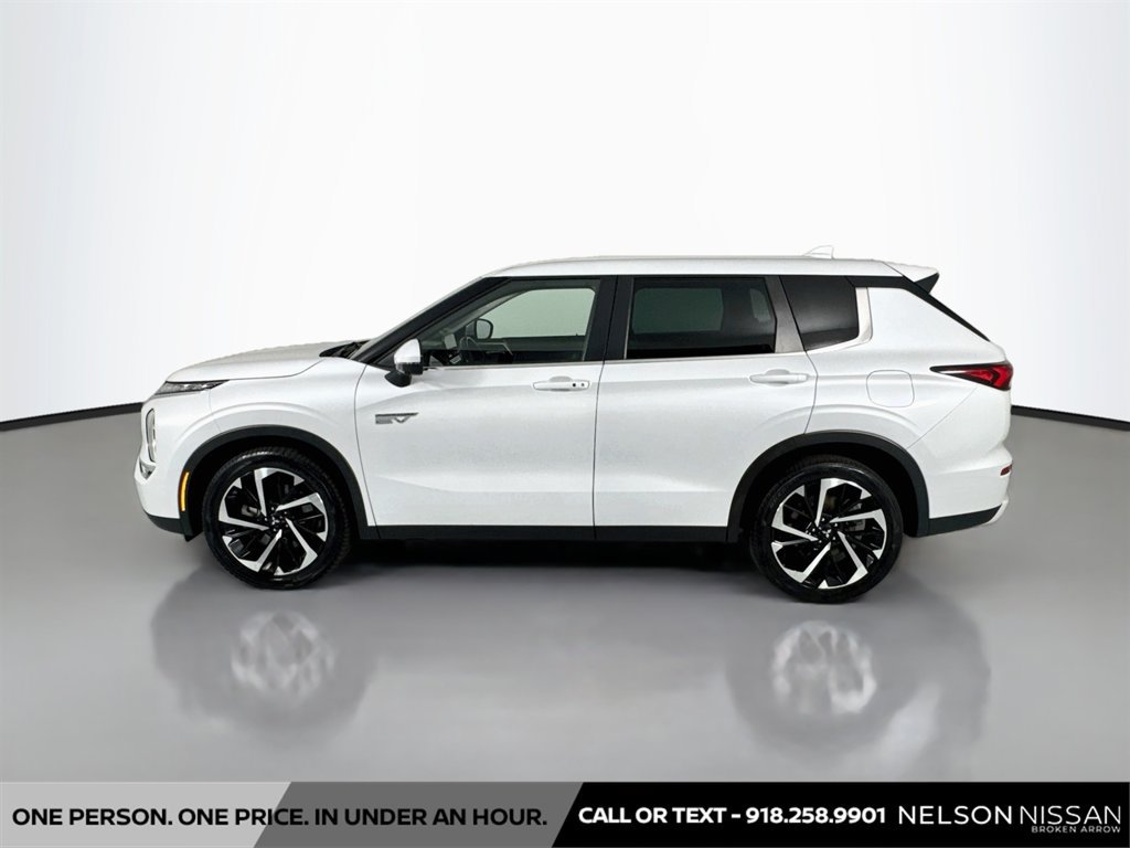 Used 2023 Mitsubishi Outlander Ralliart AWD/4WD image 8