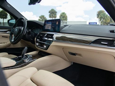 Used 2021 BMW 530i xDrive w/ Convenience Package AWD/4WD image 21