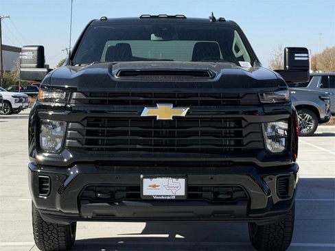 New 2026 Chevrolet Silverado 2500 Custom w/ Custom Value Package image 7