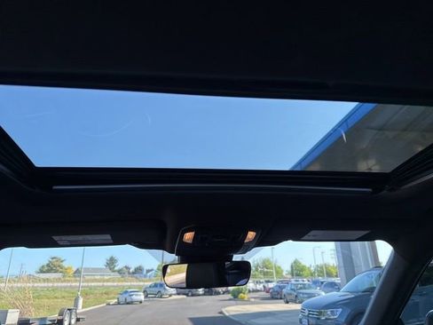 Used 2022 Toyota Highlander XSE image 23