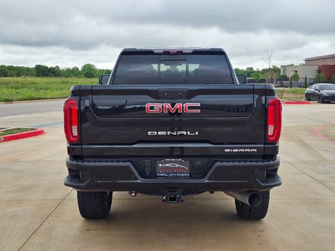Used 2020 GMC Sierra 3500 Denali w/ Denali Ultimate Package AWD/4WD image 11