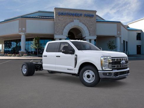 New 2025 Ford F350 XL w/ XL Chrome Package image 7