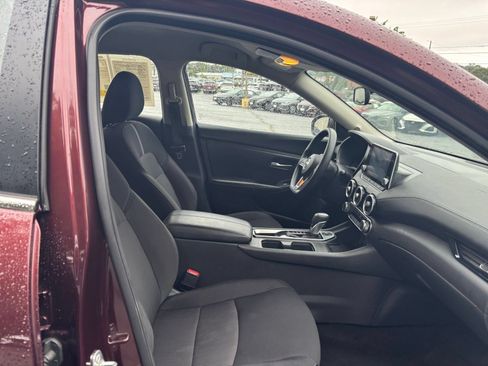 Used 2025 Nissan Sentra SV FWD image 22