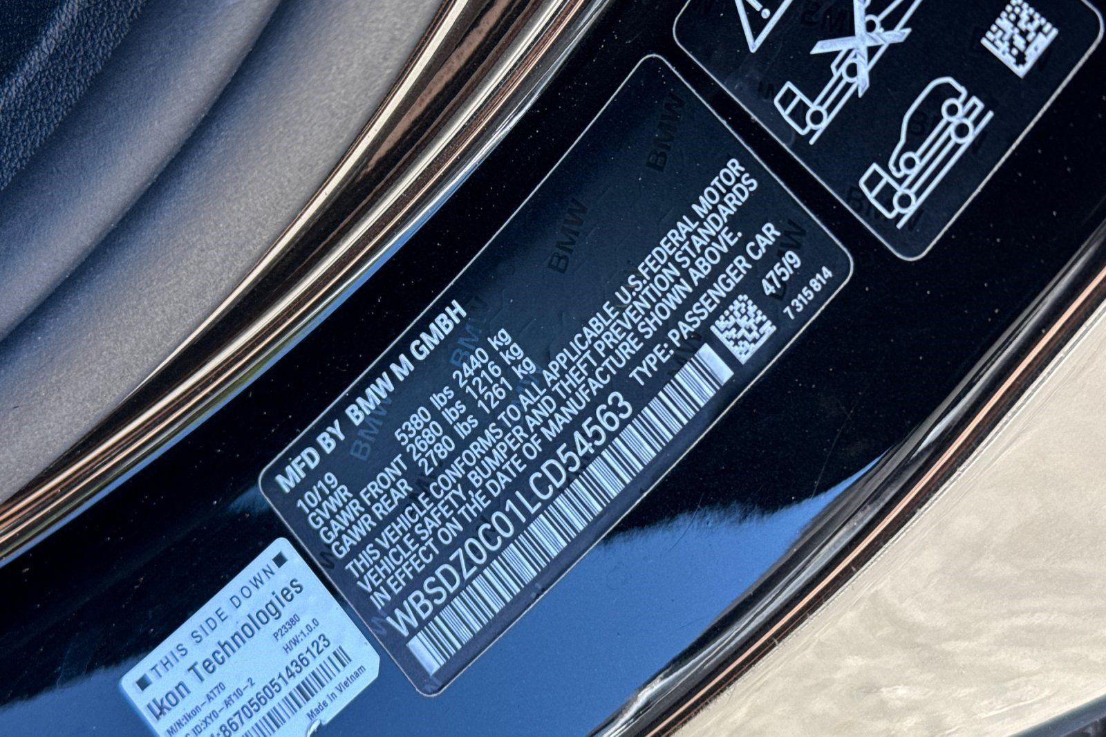 Used 2020 BMW M8 Convertible AWD/4WD image 27