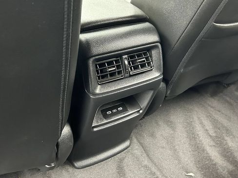 Used 2025 Honda CR-V EX-L image 38