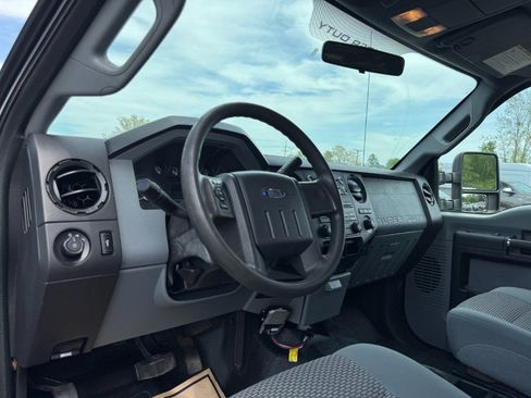Used 2011 Ford F250 XLT AWD/4WD image 14