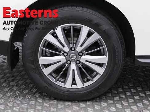 Used 2020 Nissan Pathfinder SL AWD/4WD image 35