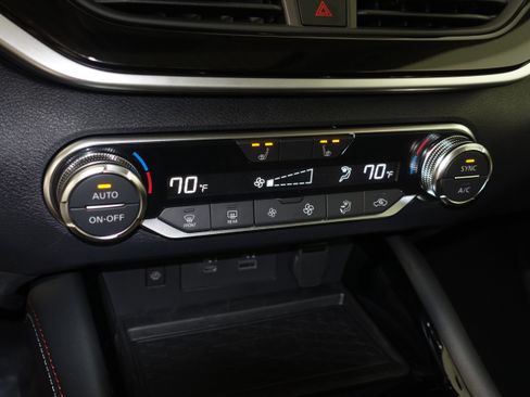 New 2025 Nissan Altima 2.5 SR w/ SR Premium Package image 30