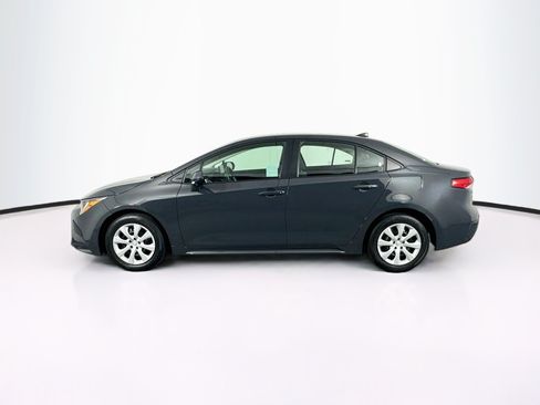 Used 2025 Toyota Corolla LE FWD image 4