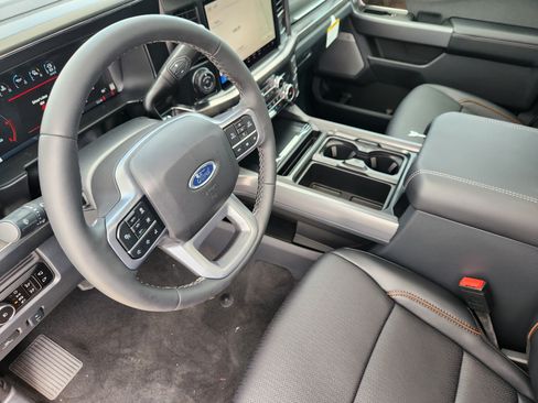 New 2026 Ford F350 Lariat w/ Black Appearance Package AWD/4WD image 8