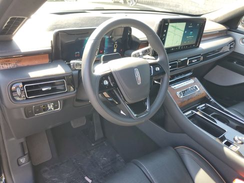 New 2026 Lincoln Aviator Black Label w/ Dynamic Handling Package AWD/4WD image 12