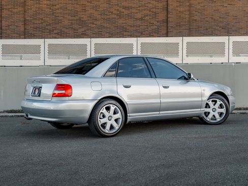 Used 2002 Audi S4 Sedan image 4